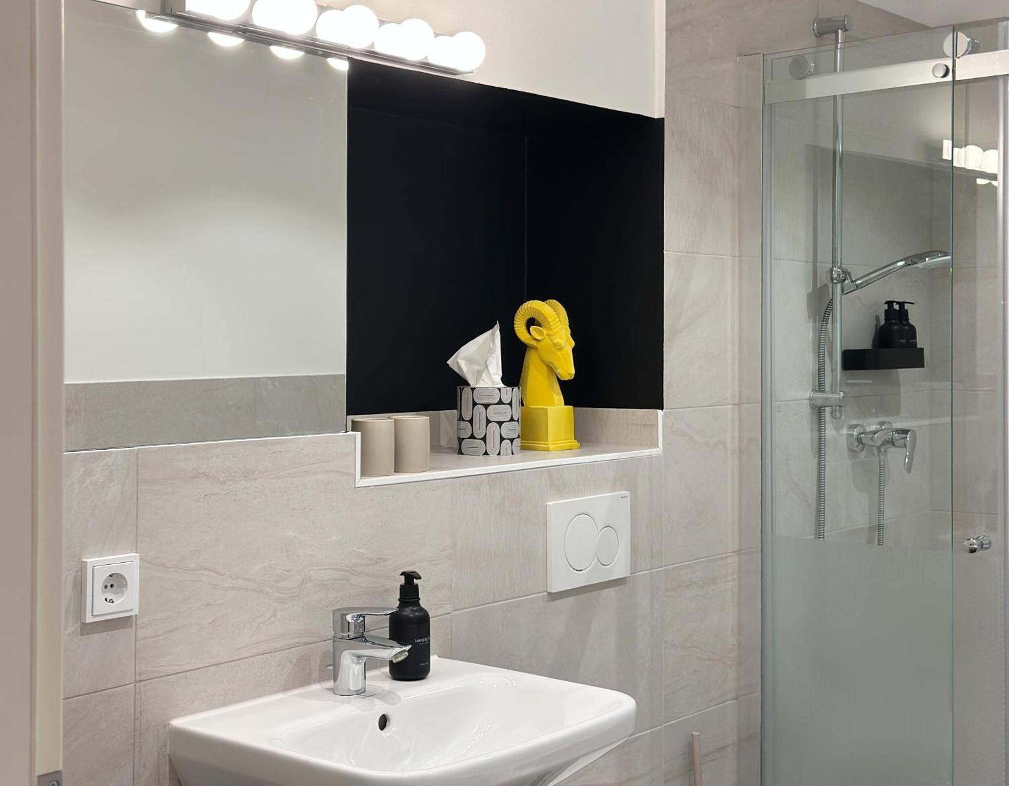 Design - Self-check-in - Maschsee * Hannover